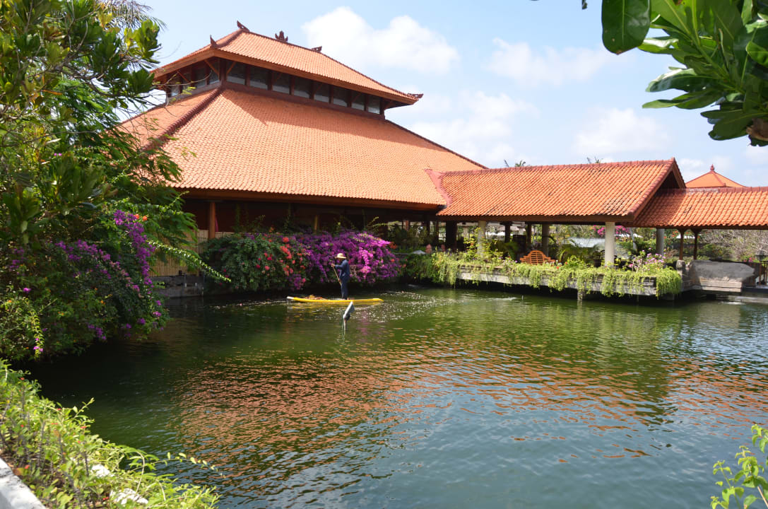 Gartenanlage Ayodya Resort Bali