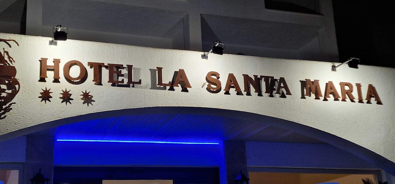Außenansicht La Santa Maria Hotel