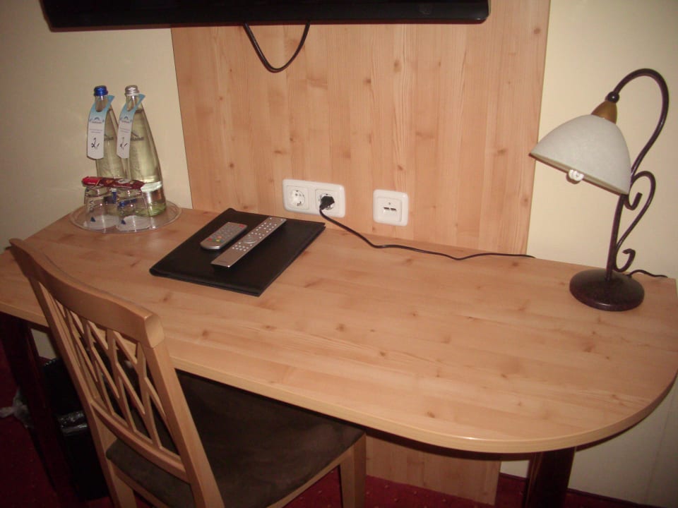 TOP Einrichtung, Massivholzmöbel Hotel-Gasthof-Fellner