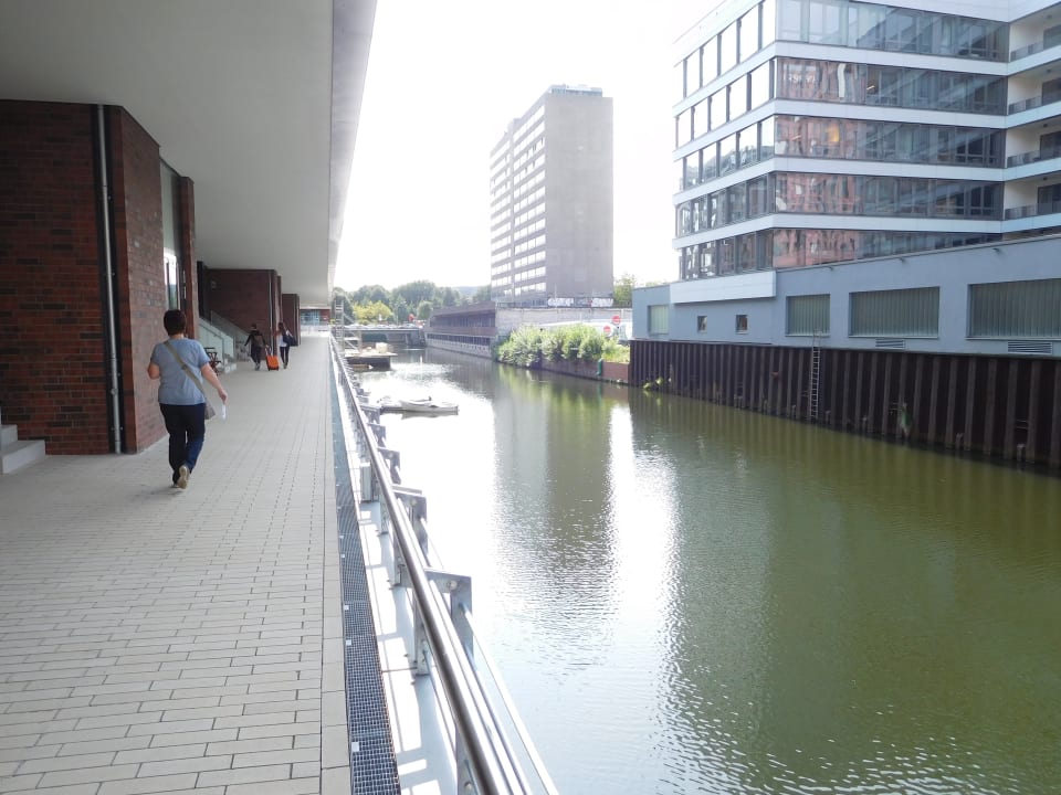 Ausblick Hampton by Hilton Hamburg City Centre
