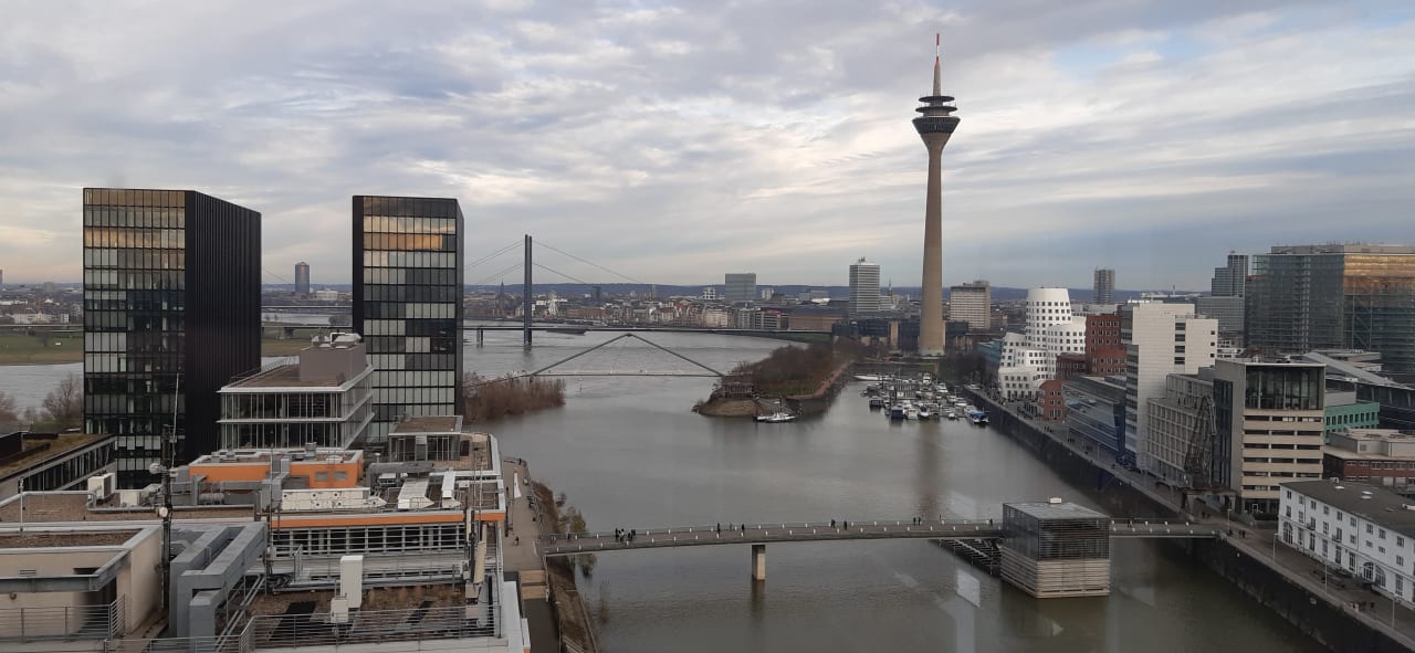Ausblick INNSiDE by Meliá Düsseldorf Hafen