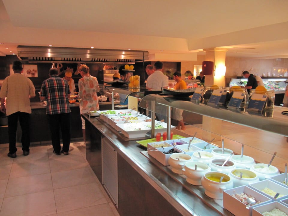 Salatbüffet R2 Lago Playa Park