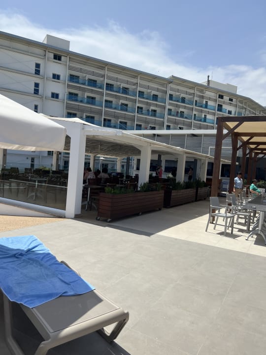 Gastro Asterias Beach
