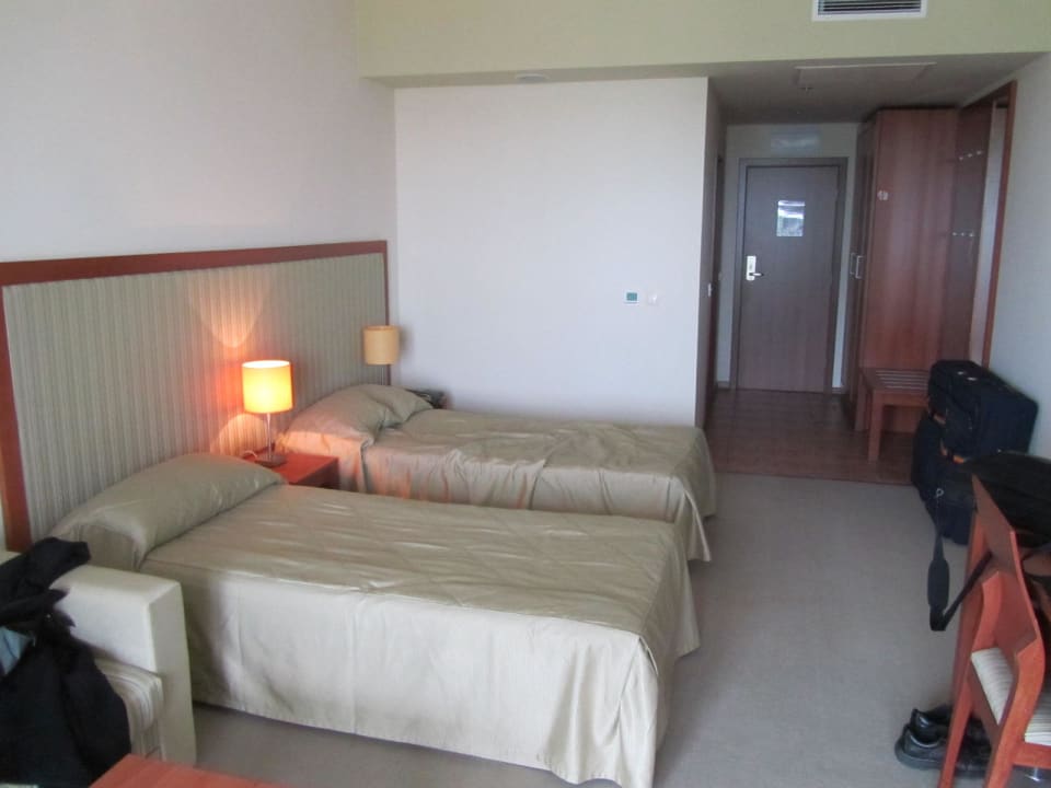 Großes Zimmer Sol Luna Bay