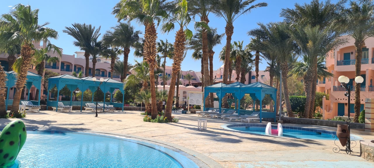 Pool Hotel Le Pacha Beach Resort
