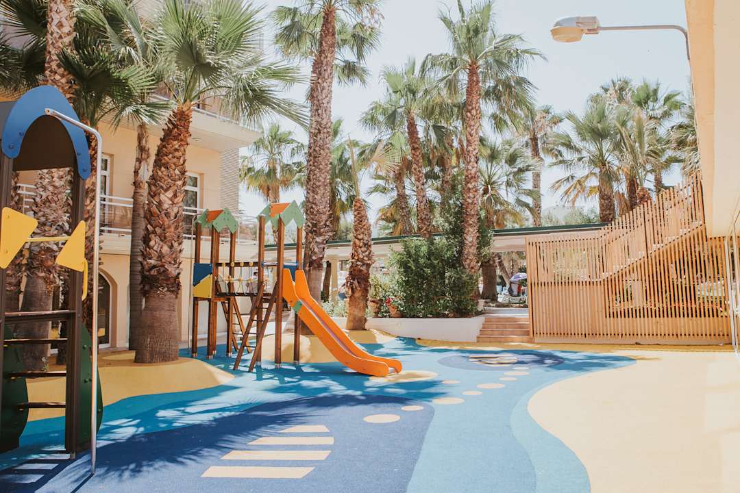 Sport & Freizeit Apartments Palas Pineda