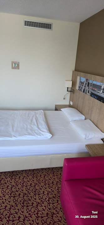 Zimmer Mercure Hotel Hamburg am Volkspark