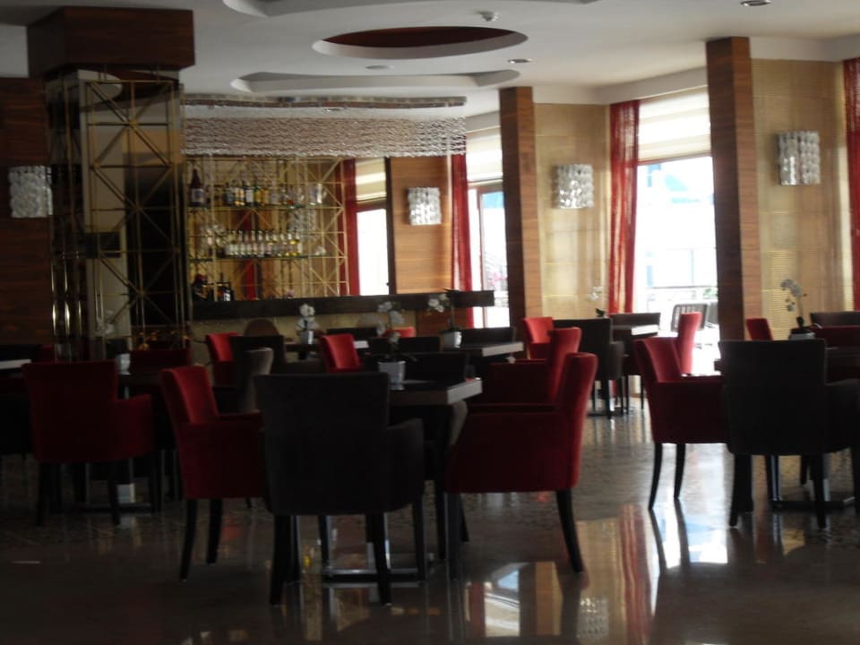 Lobby & Bar Hotel Grand Okan