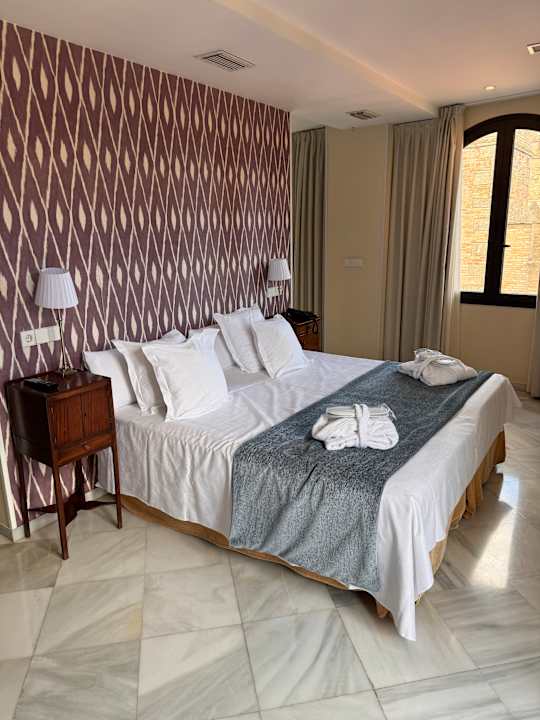 Zimmer Suites Murillo