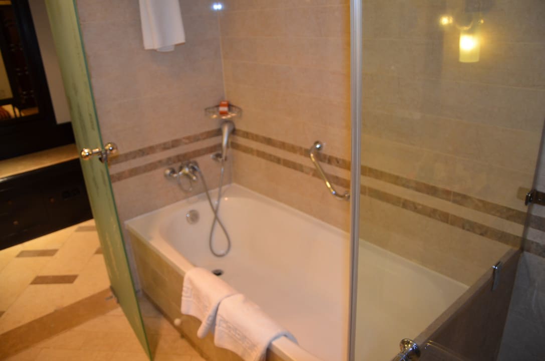 Bad / Badewanne Steigenberger ALDAU Beach Hotel