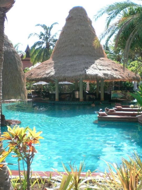Poolbar Anantara Hua Hin Resort