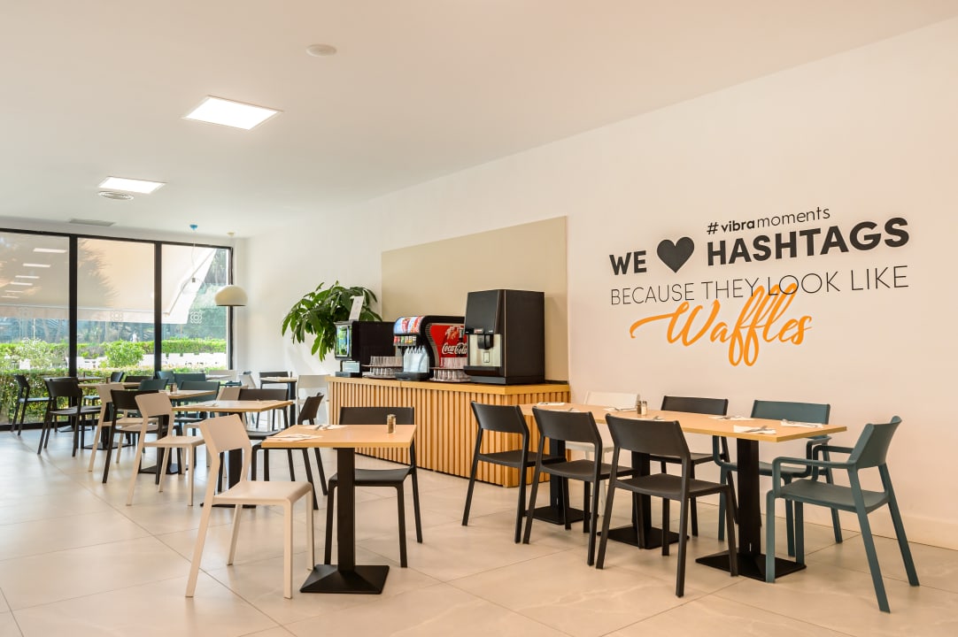 Gastro Hotel Vibra Beverly Playa