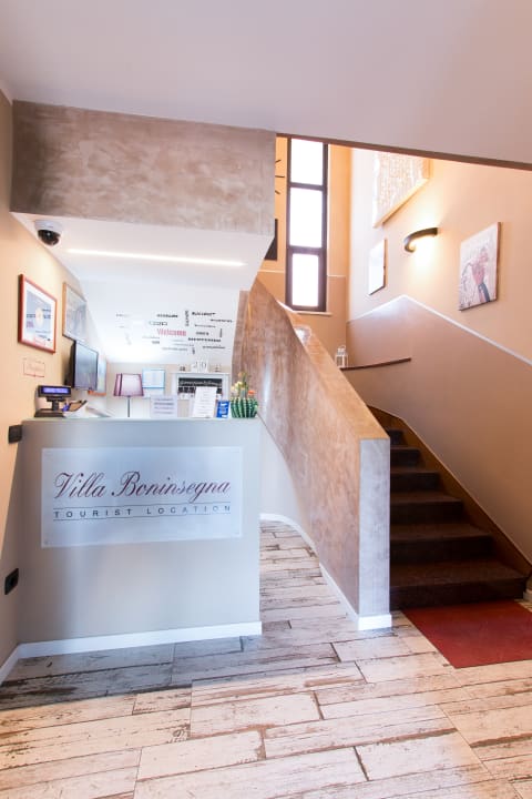 Lobby Villa Boninsegna - Wine Enoteca Verdi -