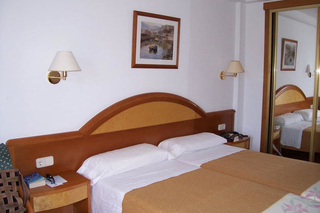 Bequemes Doppelbett Millor Sol