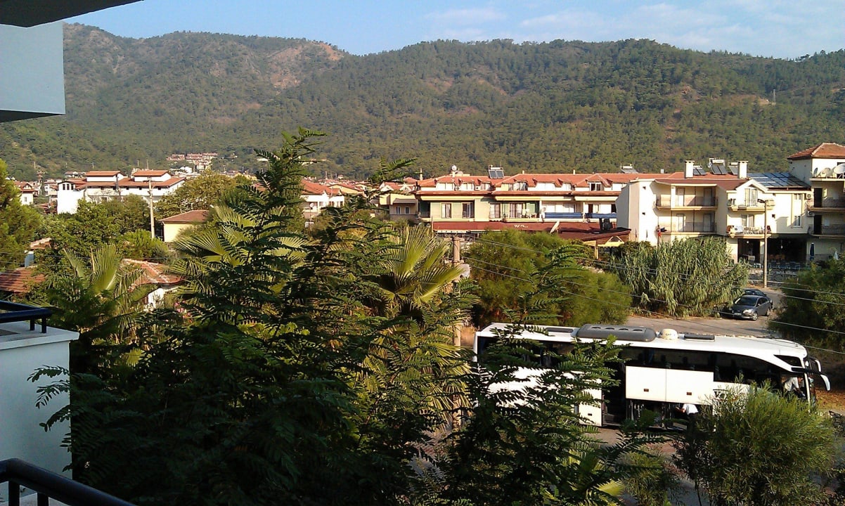 Widok z pokoju na ulicę Munamar Park Hotel by Oylum