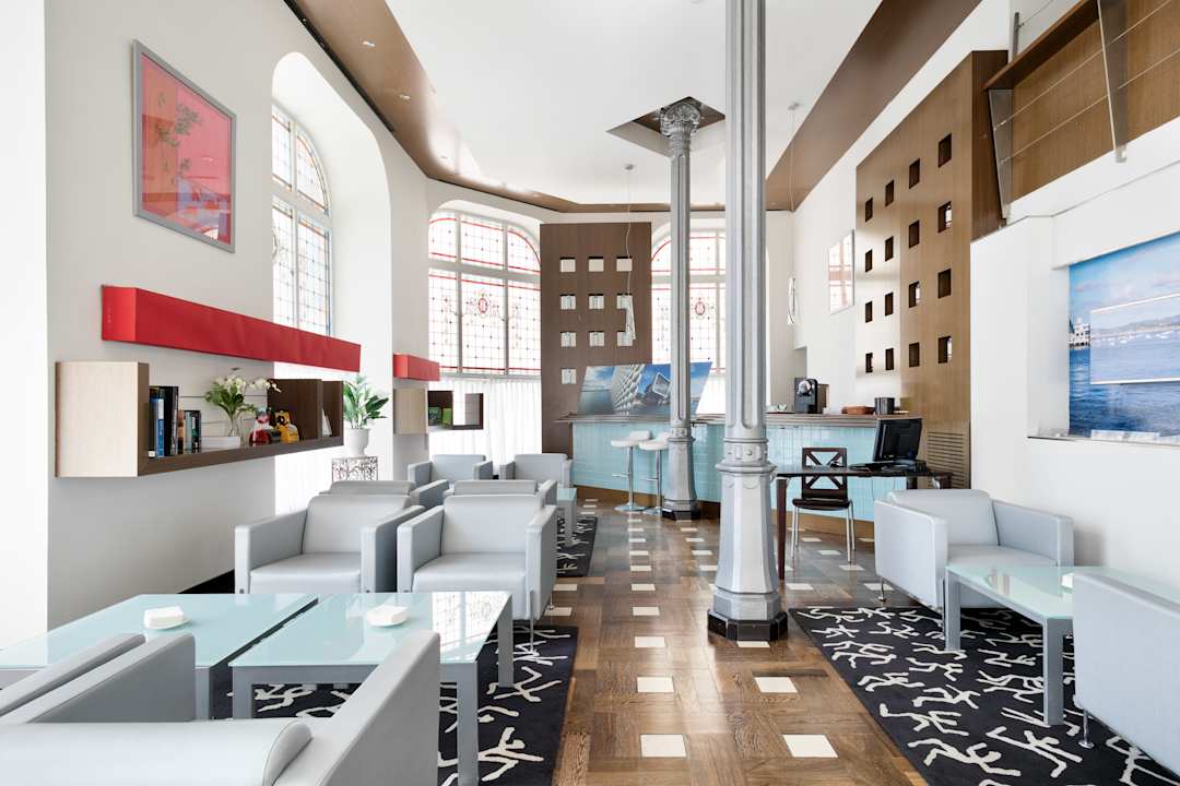 Lobby Hotel Abba Santander