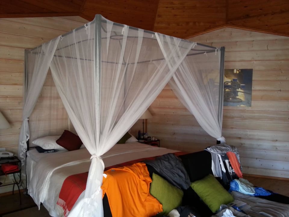 Himmelbett Kuredu Island Resort & Spa