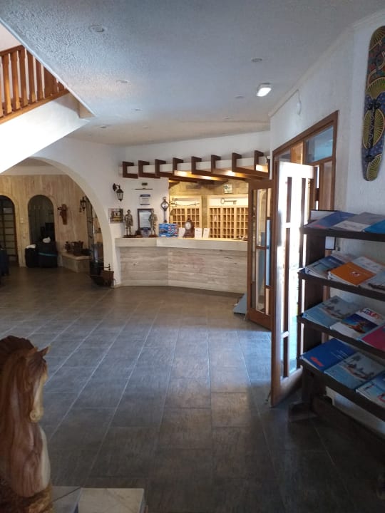 Lobby Gaia Garden Hotel