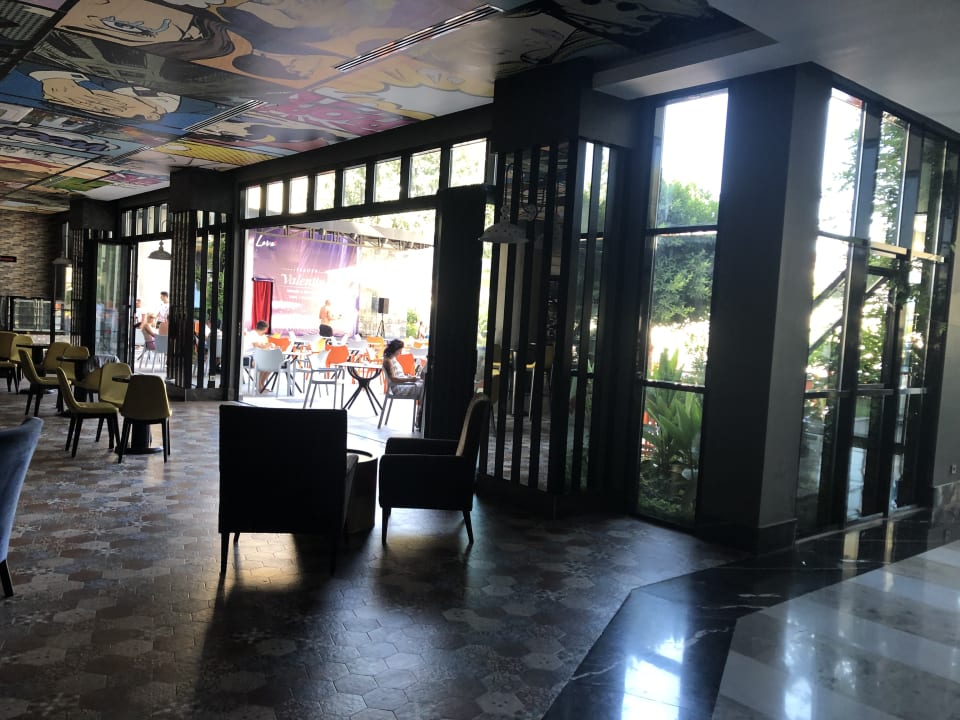 Gastro Seaden Valentine Resort & Spa
