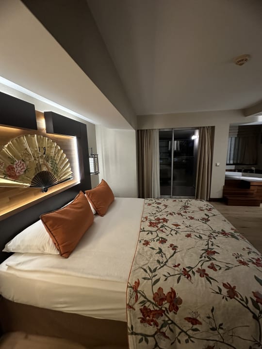 Zimmer Limak Lara Deluxe Hotel & Resort
