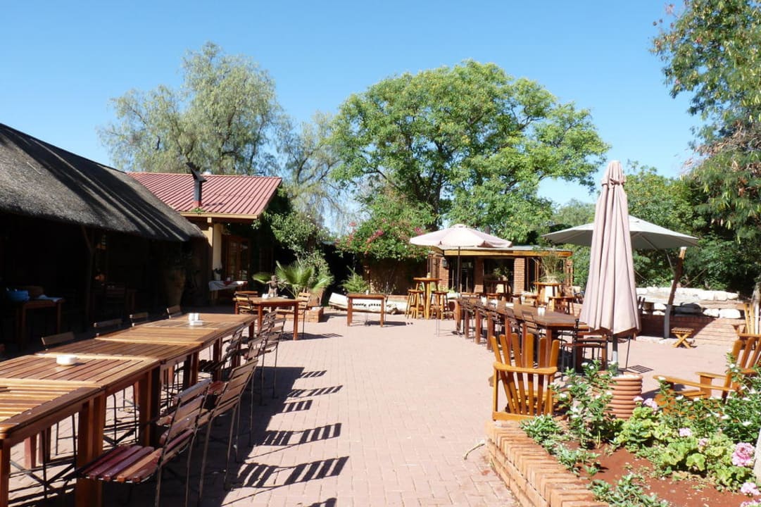 Restaurant im Freien Kalahari Anib Lodge