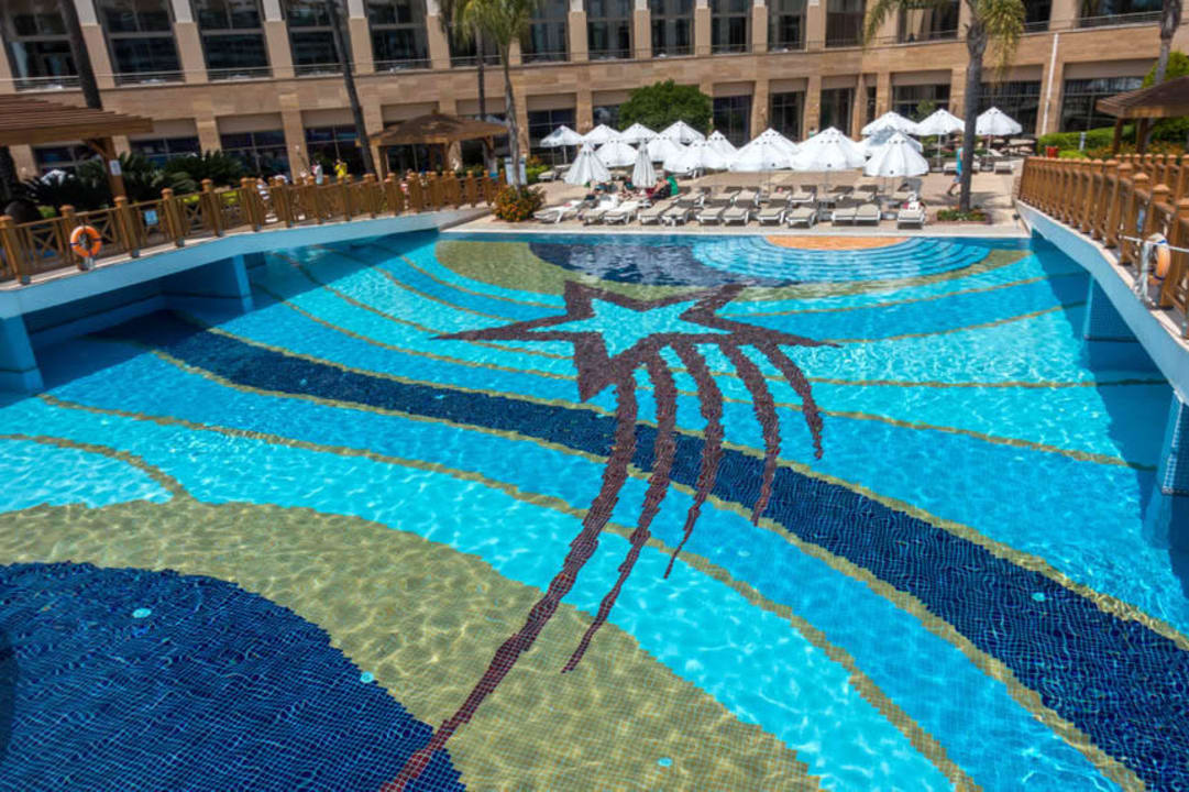 Pool Fame Residence Lara & Spa