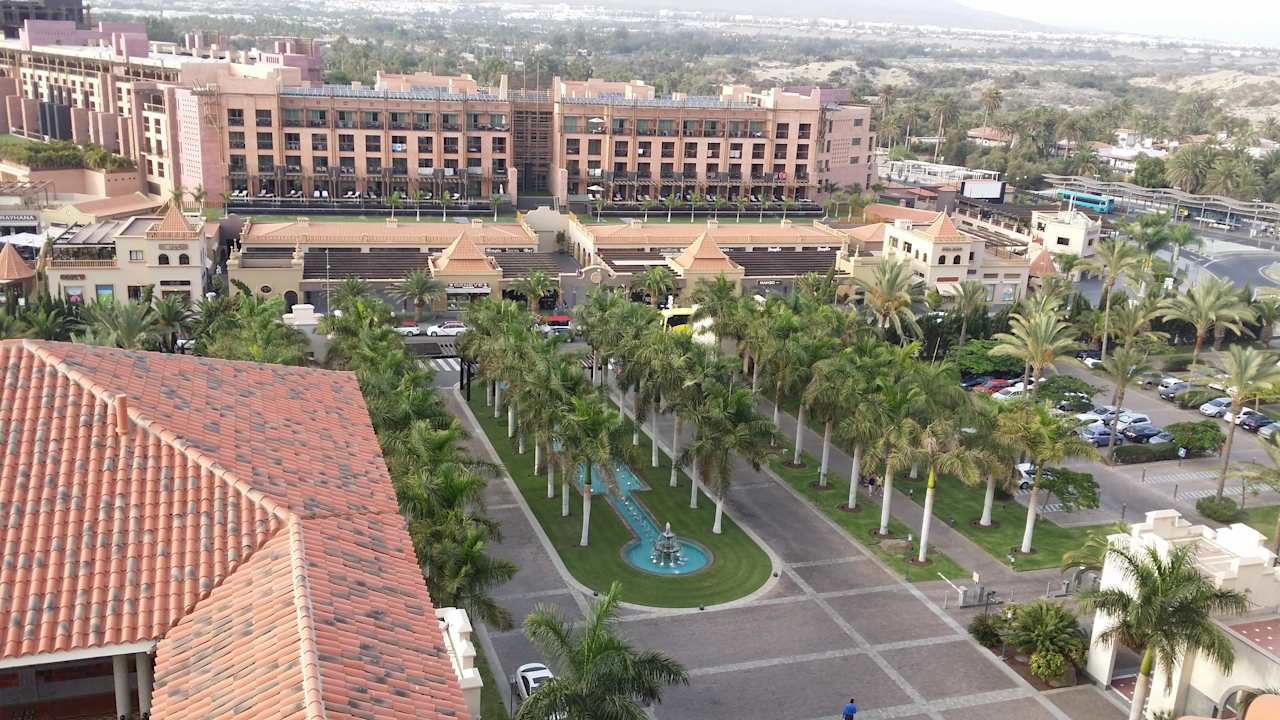 Hoteleinfahrt Lopesan Costa Meloneras, Resort & Spa