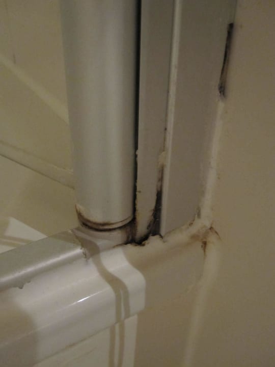 So sieht es im ganzen Bad aus Ferienwohnungen Ferienpark Weissenhäuser Strand