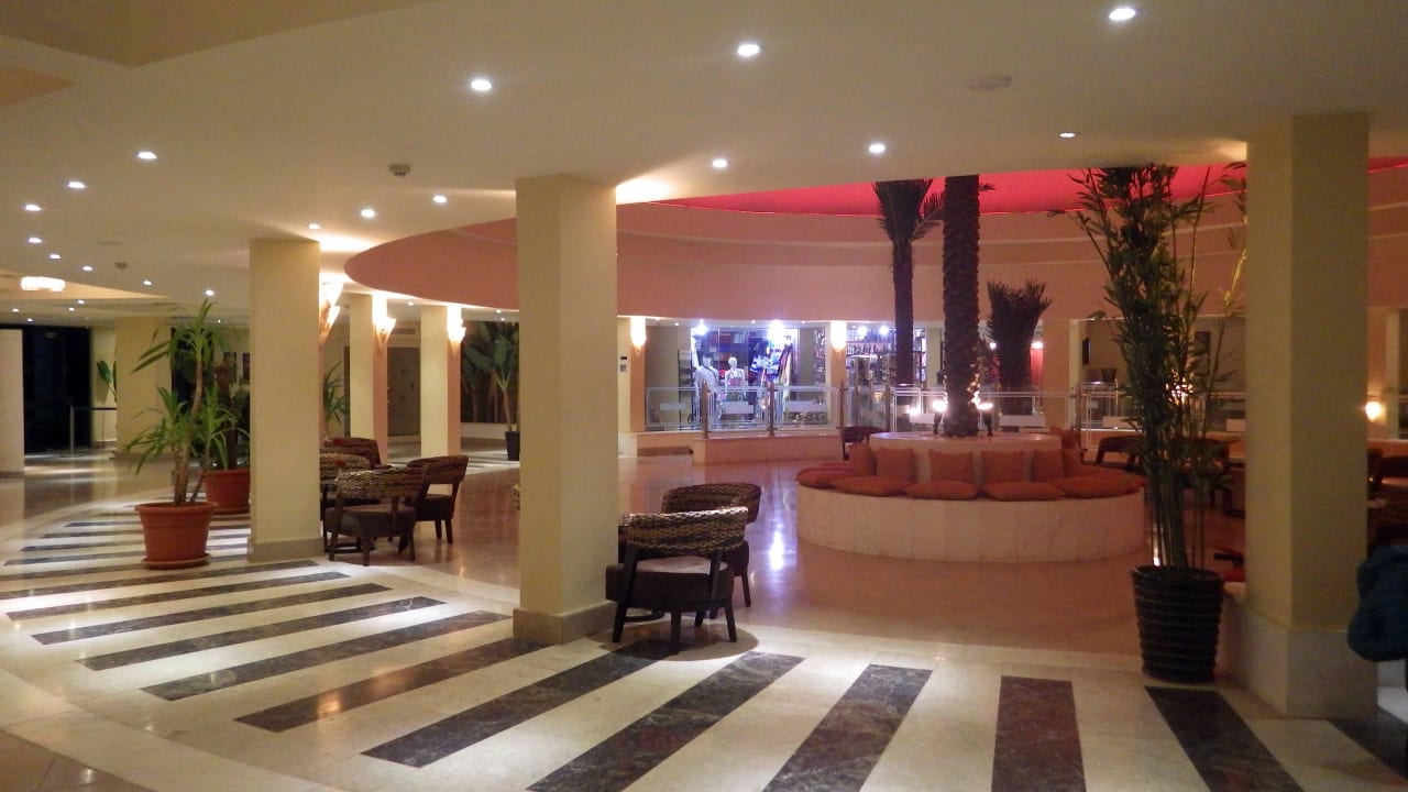 Bar Coral Sun Beach