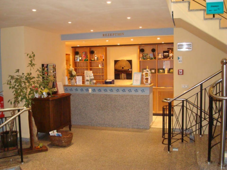 Rezeption (meistens unbesetzt) Hotel Zum Leineweber