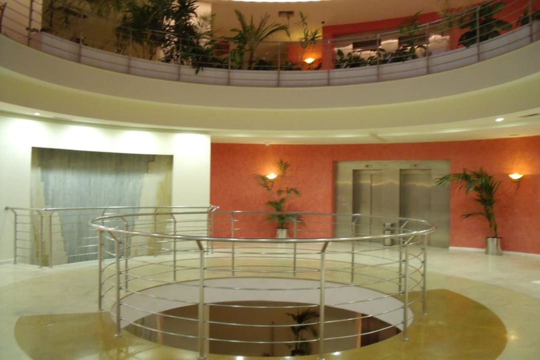 Grand Hotel Holiday Resort Grand Hotel Holiday Resort