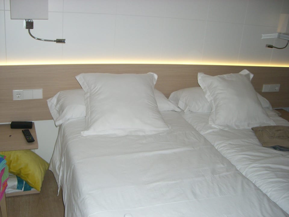 Sehr moderne Einrichtung der Zimmer JS Palma Stay