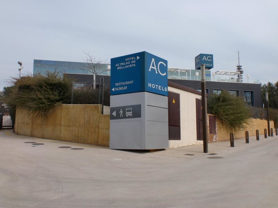 Außenansicht Hotel AC Palau De Bellavista