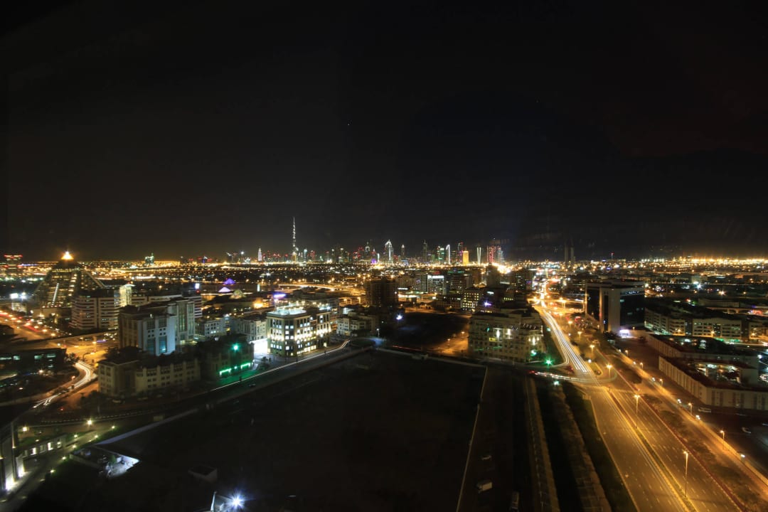 Deluxe King Zimmer Nr. 2410 Hyatt Regency Dubai Creek Heights