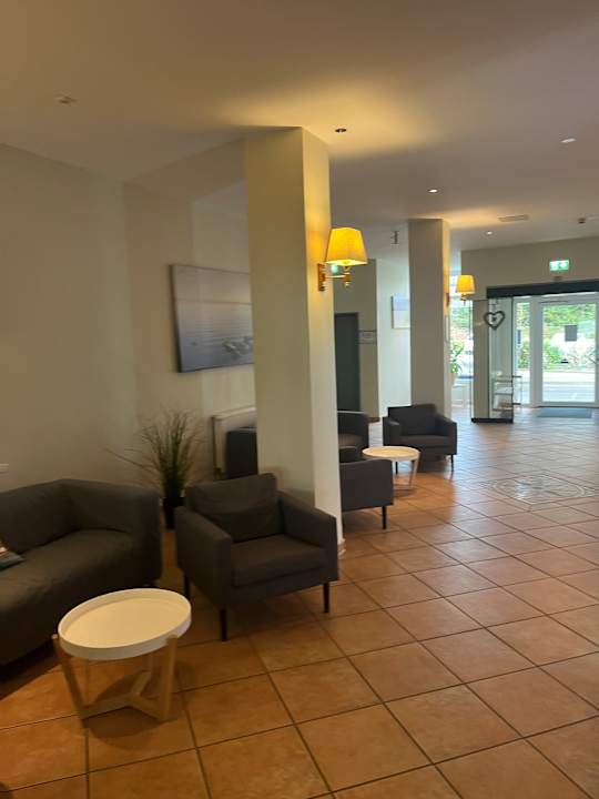 Lobby Hotel Plöner See by Tulip Inn