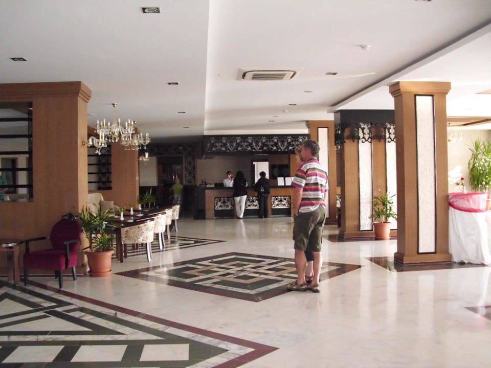 Rezeption Seaden Corolla Hotel