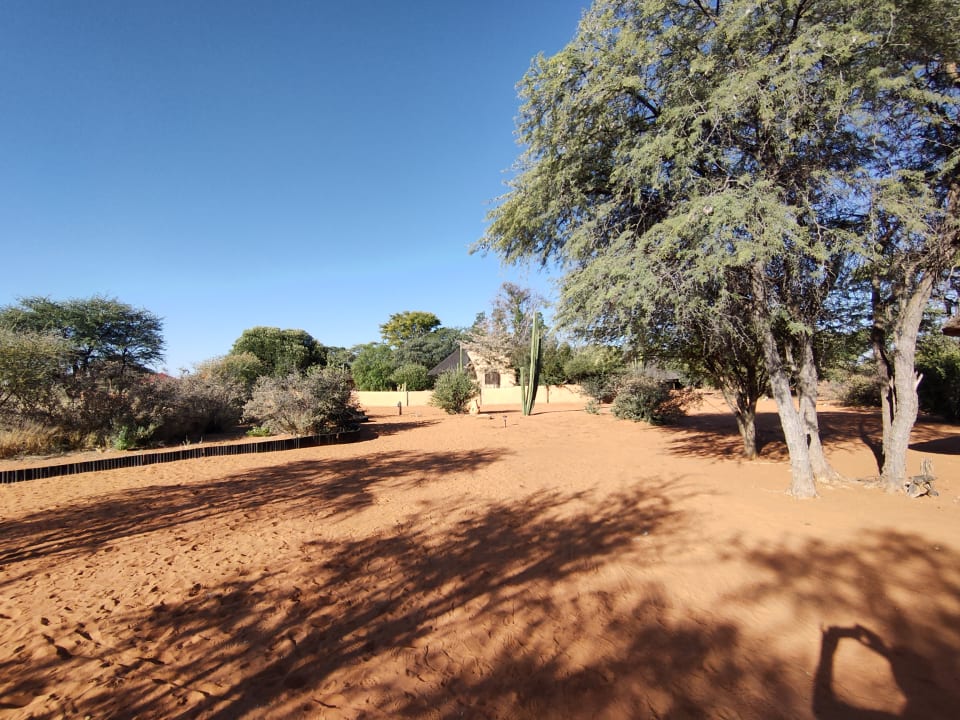 Ausblick Hotel Eningu Clay-House Lodge
