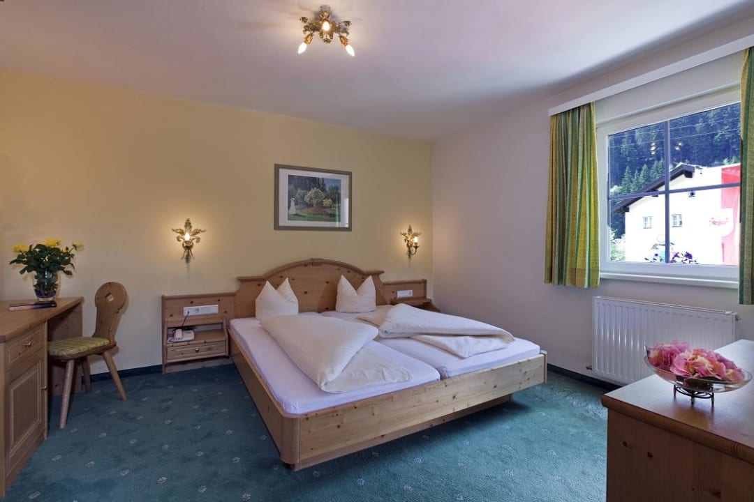 Zimmer Typ 1 Posthotel Strengen am Arlberg