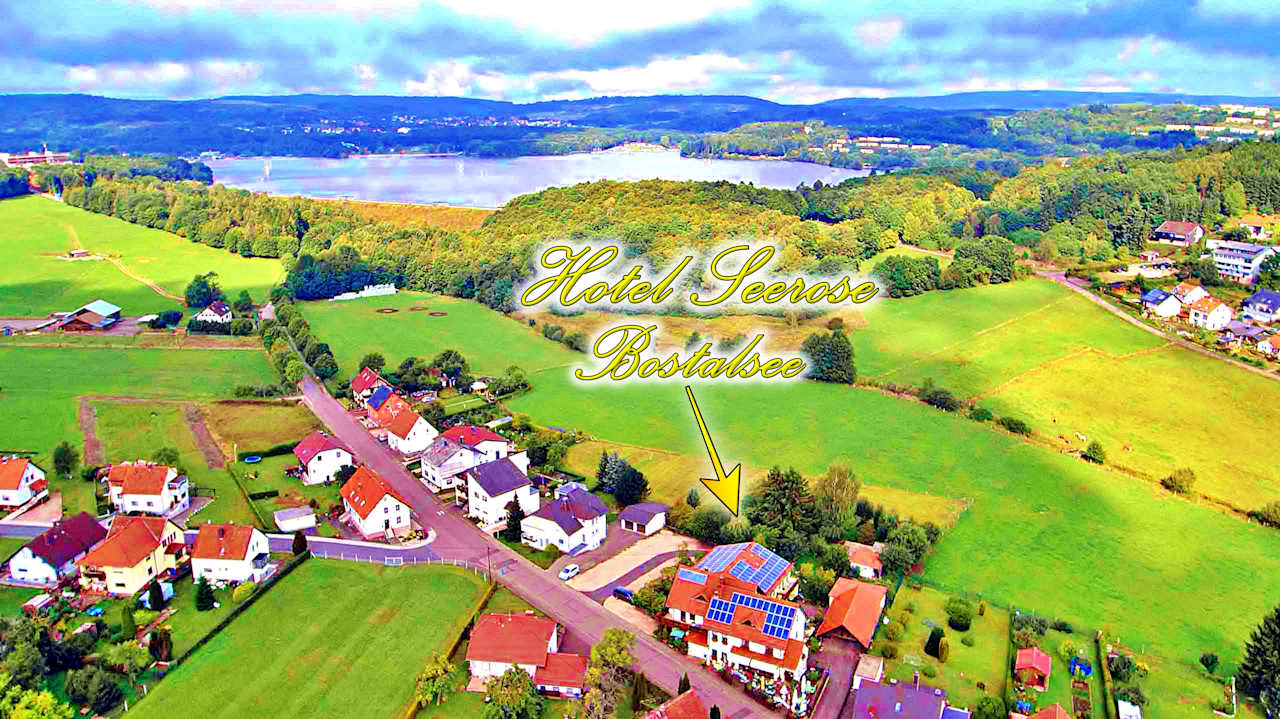 Außenansicht Hotel Seerose Bostalsee Garni