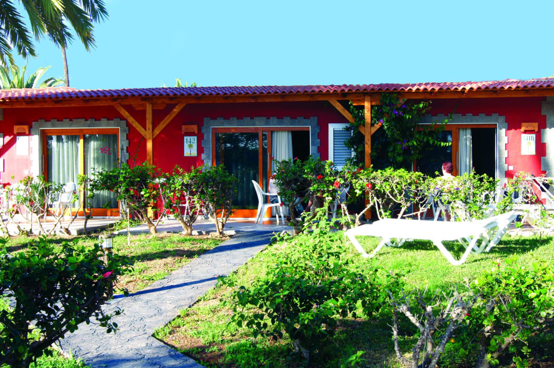 Studios HL Miraflor Suites Hotel