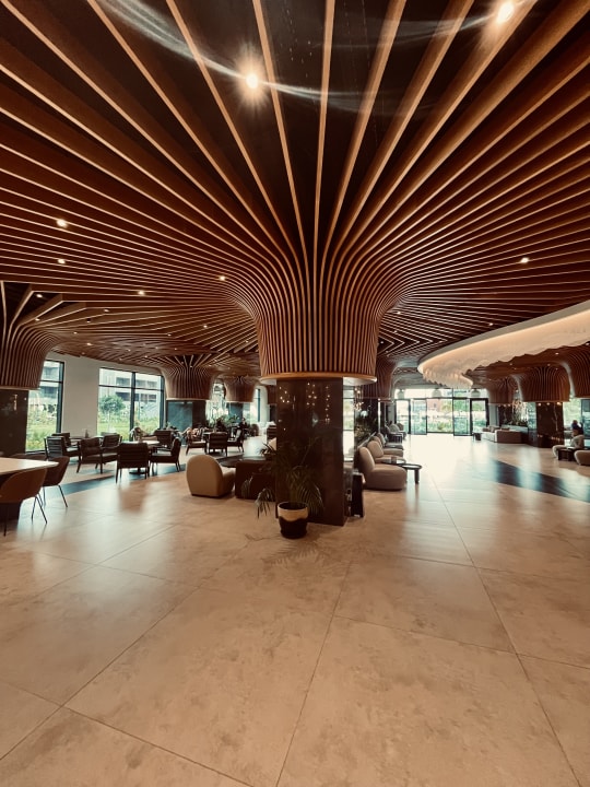 Lobby Jacaranda Luxury Resort