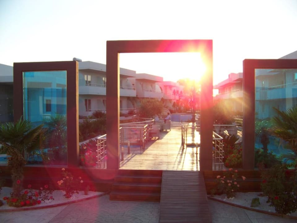 Auf dem Weg zum Dinner Afandou Bay Resort Suites