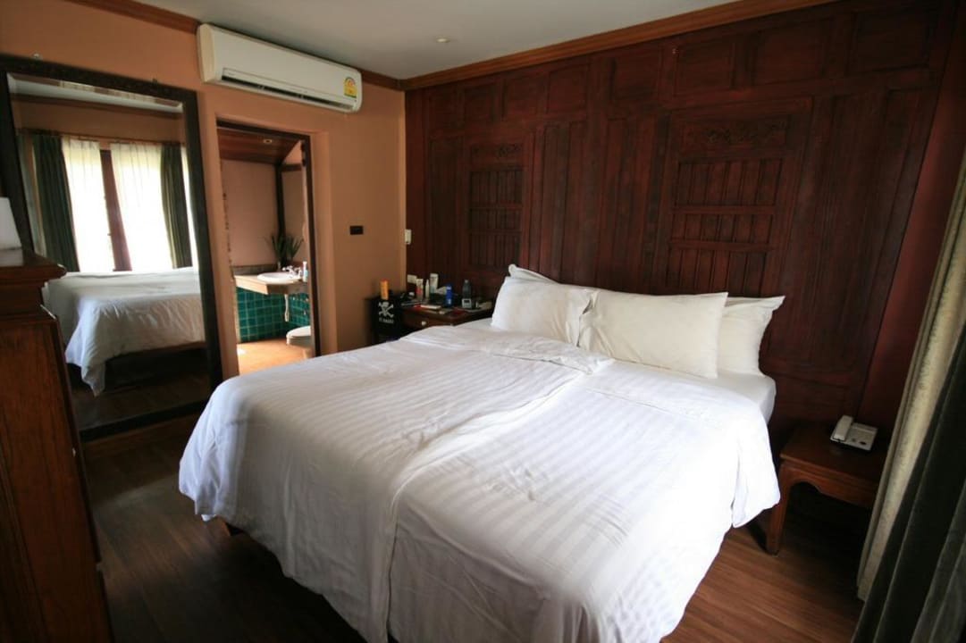 Beachfront Bungalow 8924 The Fair House Beach Resort