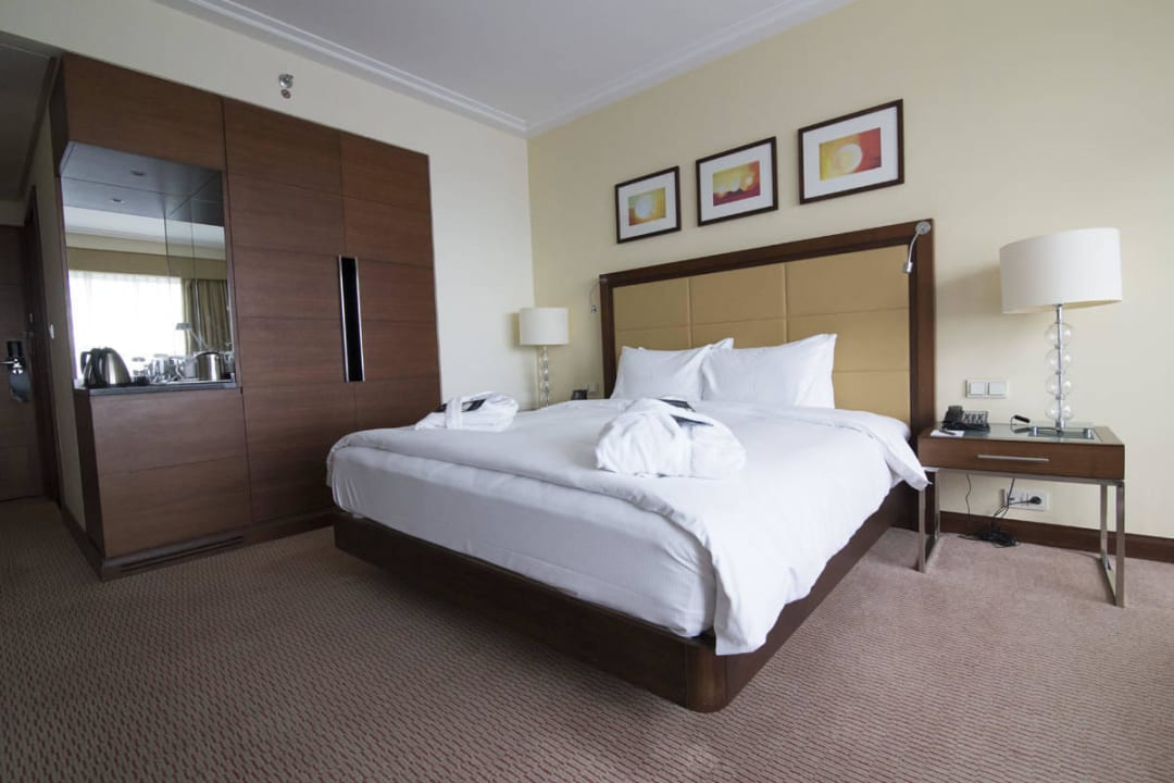 Widok na łóżko Hilton Warsaw City