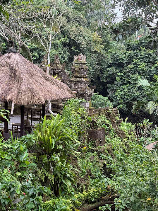 Außenansicht Hotel Tjampuhan
