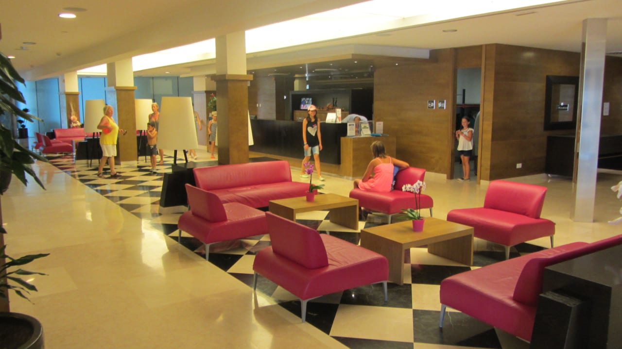Lobby Hipotels Cala Millor Park