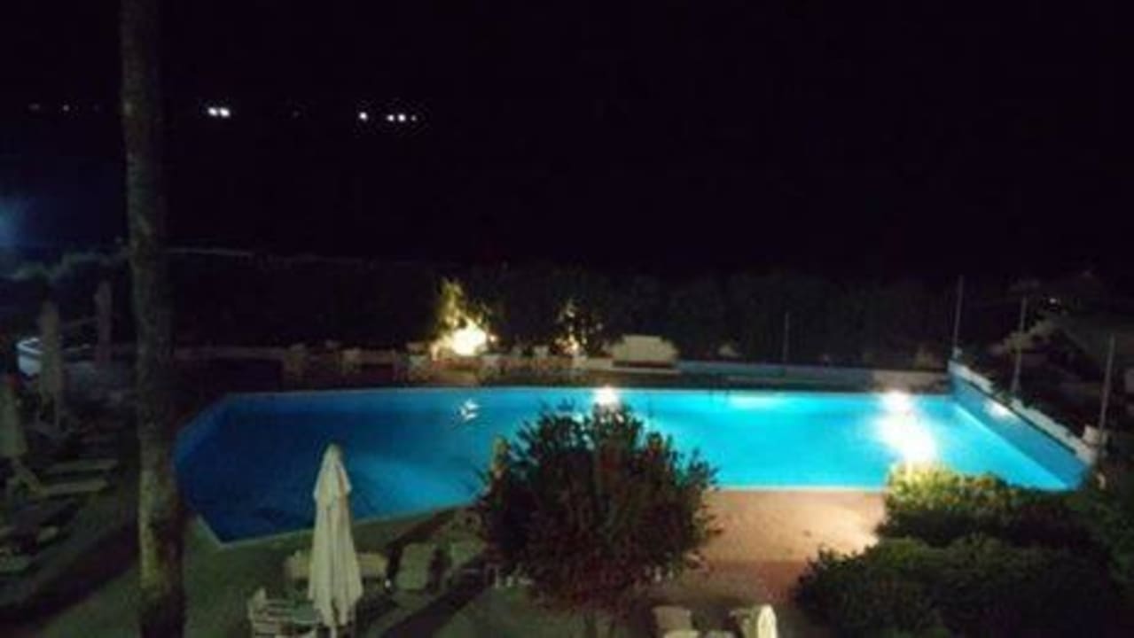 Sicht The Grove Seaside Hotel