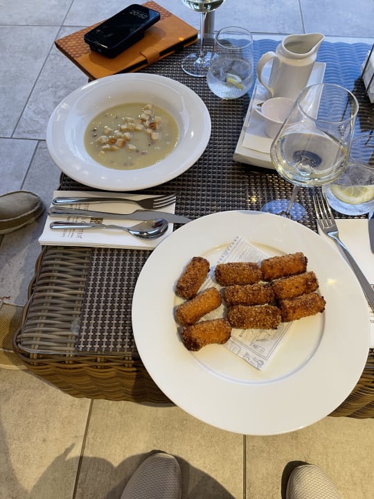 Gastro Hotel Giralda Center