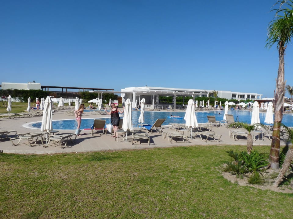 Piscine Asterias Beach Resort