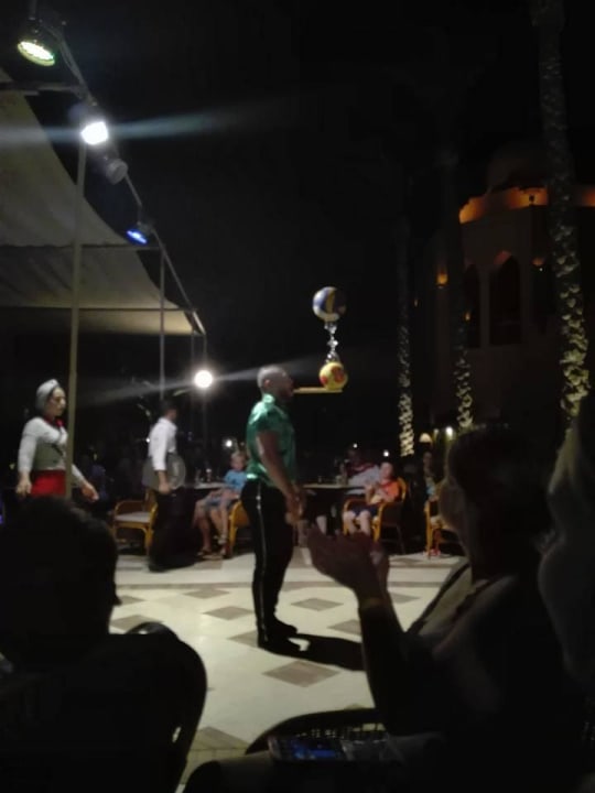 Akrobatik Show Makadi Palace